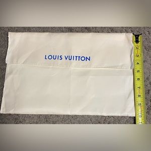 Louis Vuitton empty dust bag, see pics for measurements